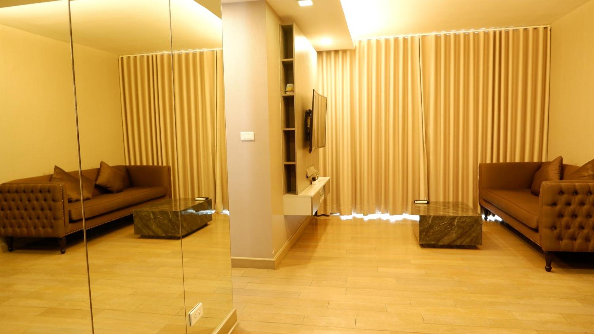 18 Residence Bangkok Buitenkant foto